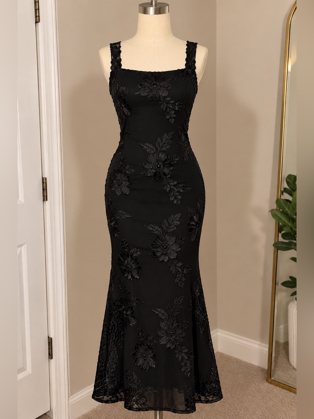 Elegant Black Floral Lace Midi Dress with Braided Straps